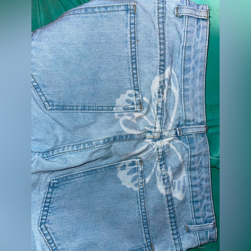 85% Cotton 15% Polyester